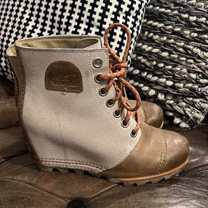 JOAN OF ARCTIC™ WEDGE II PDX BOOTIE